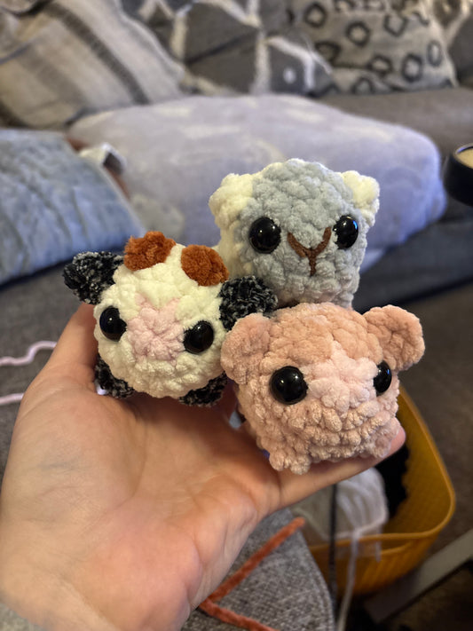 LuvKnotz RANDOM COLOR Farm Animals Handmade Crochet - Soft chenille Yarn, Approx. 3" Long, stuffed animals