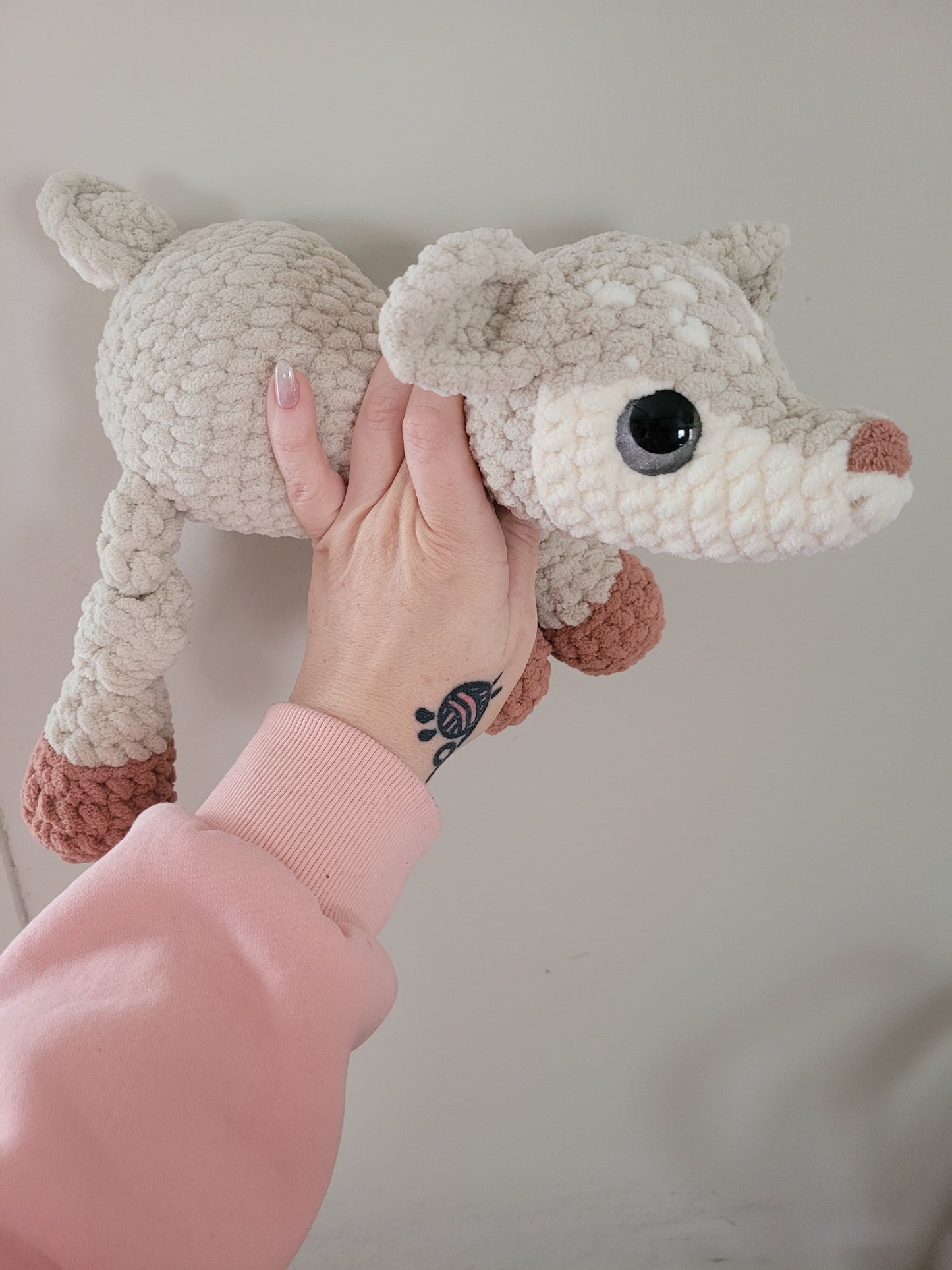 LuvKnotz Large Cream Deer Fawn Plush - Unique Design for Stuffed Animal - approx 20"