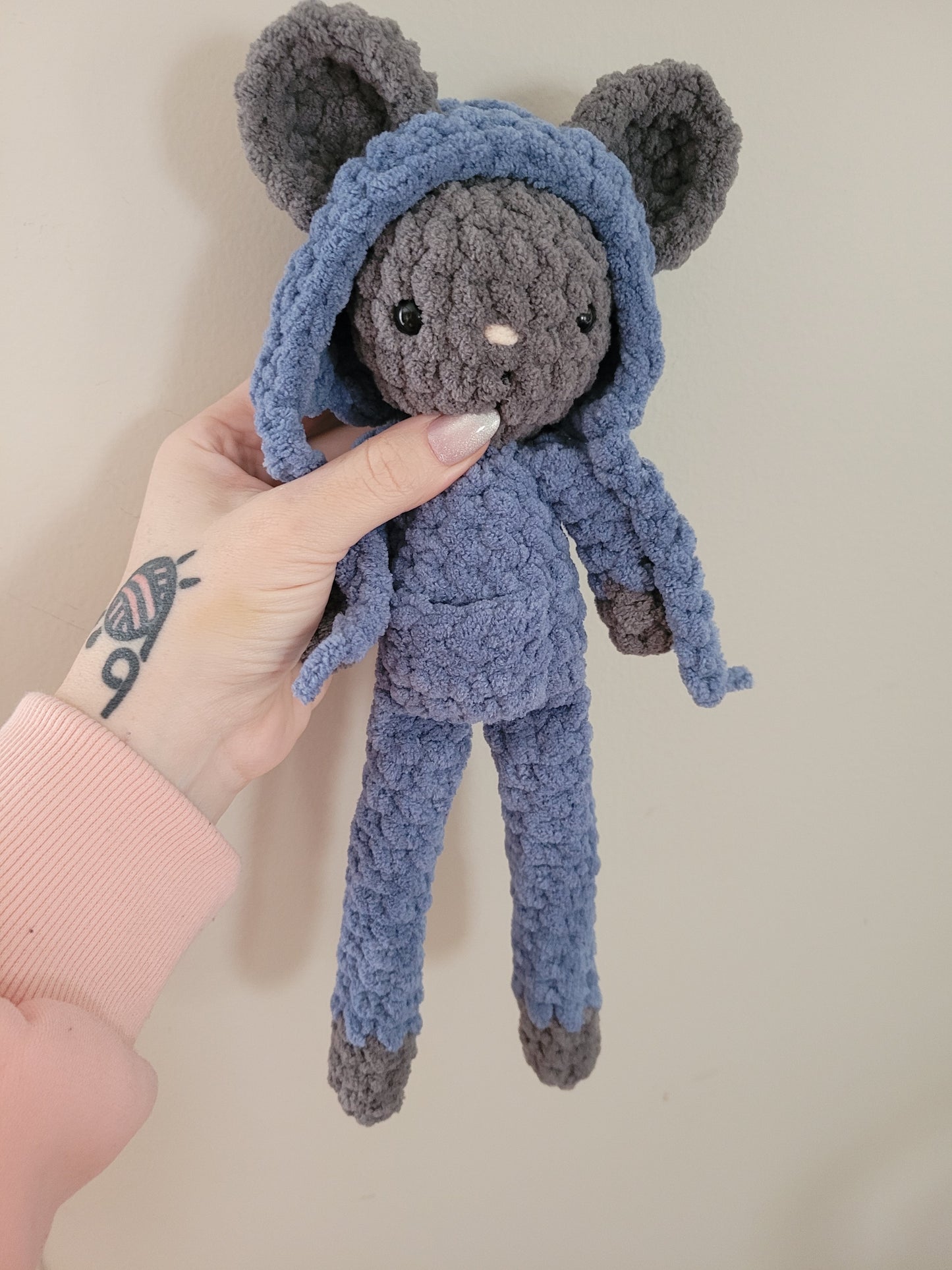 LuvKnotz Blue Pajama Grey Mouse Lovie - Unique Design for Stuffed Animal - approx 14"