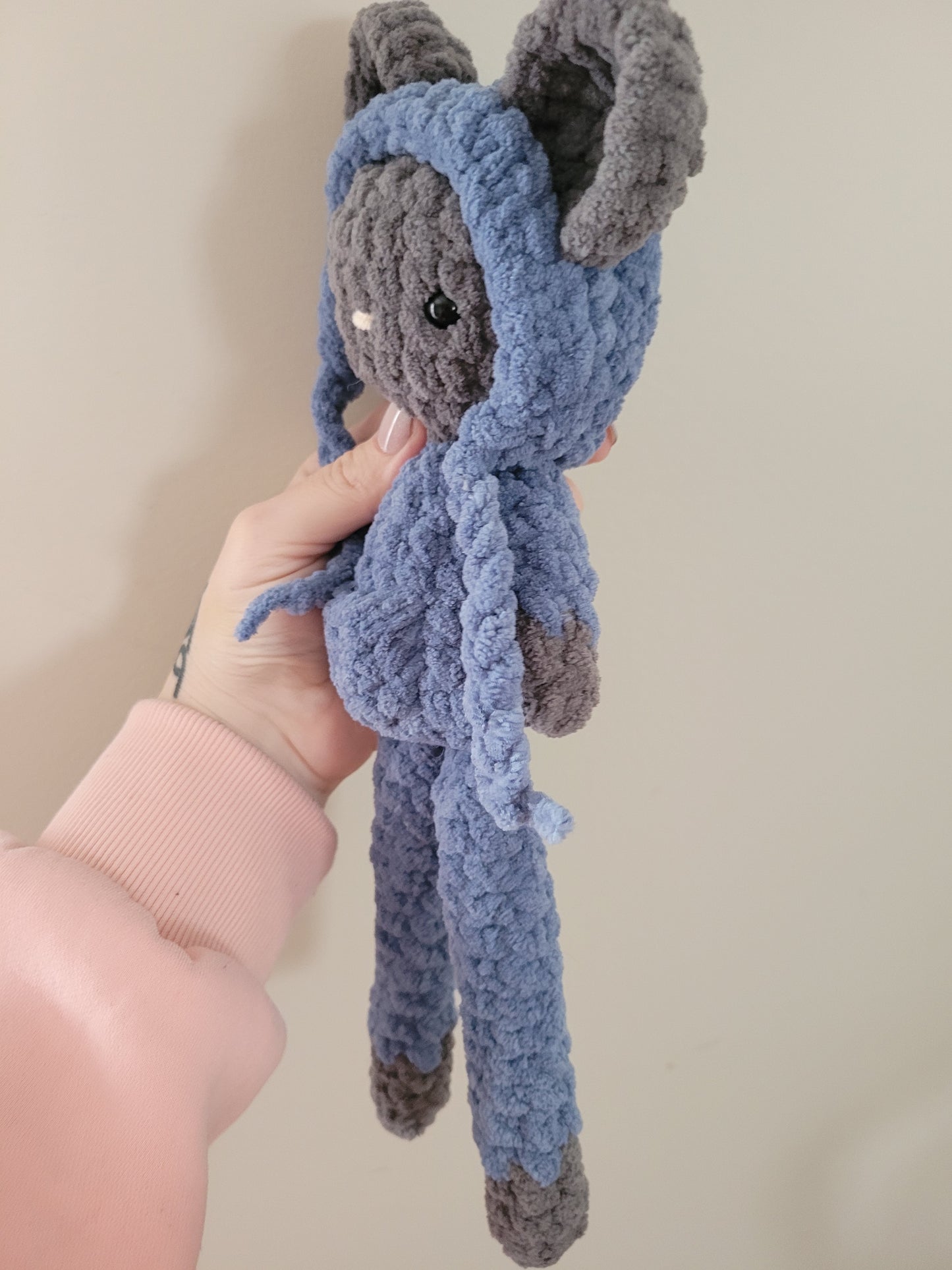 LuvKnotz Blue Pajama Grey Mouse Lovie - Unique Design for Stuffed Animal - approx 14"