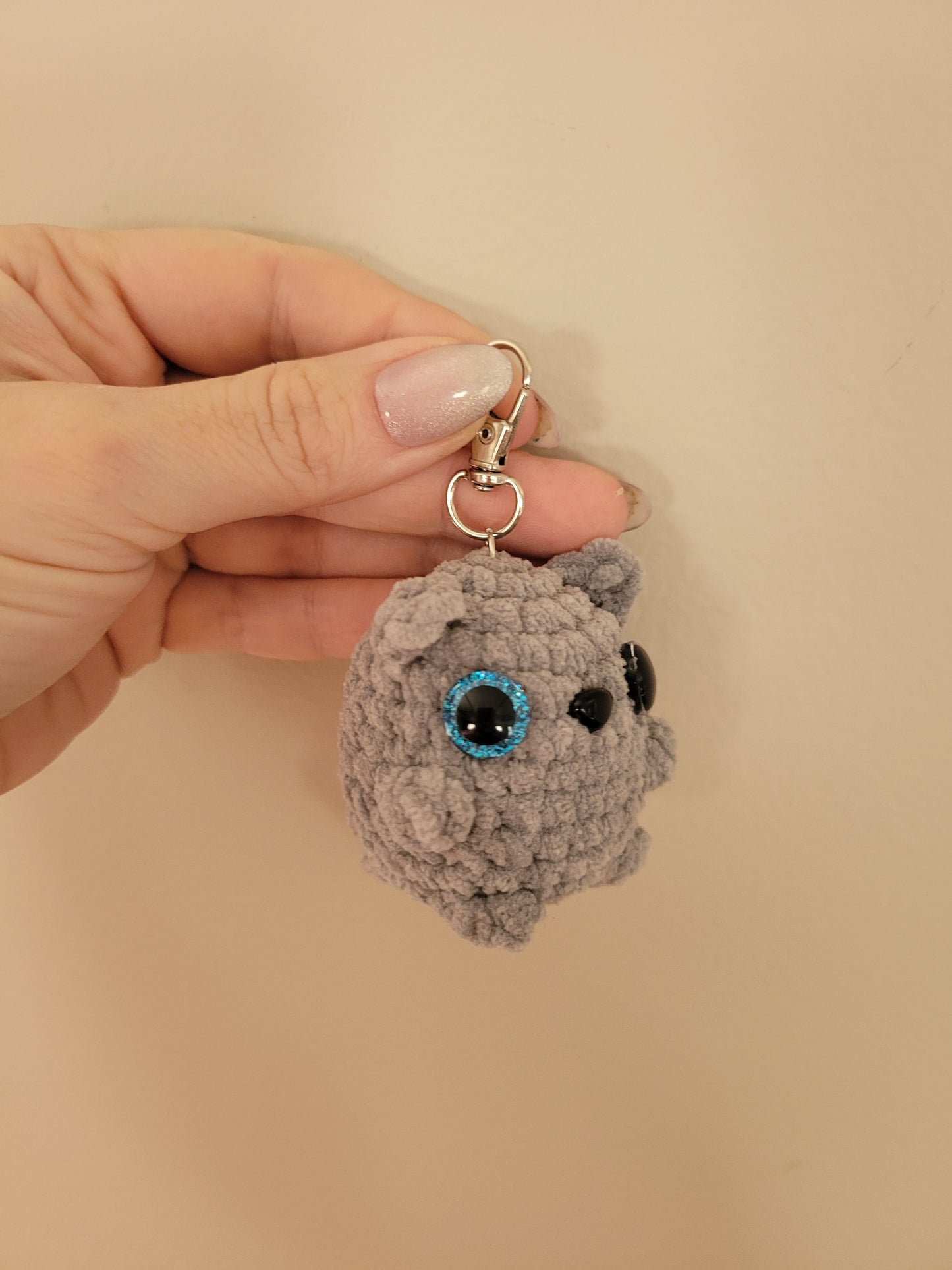 LuvKnotz Tiny White Grey Keychain Cat Kitty Kitten Handmade Crochet - Soft Acrylic Yarn, Approx. 3" Long, OOAK stuffed animals