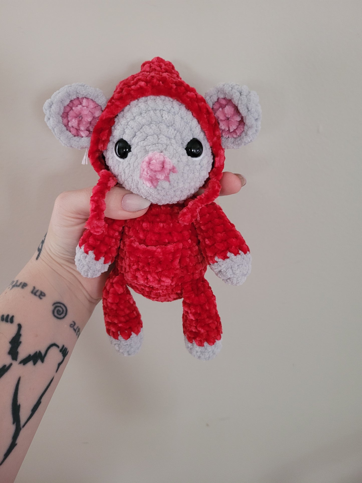 LuvKnotz Medium Christmas Red Pajama Grey Mouse Plush - Unique Design for Stuffed Animal - approx 8"