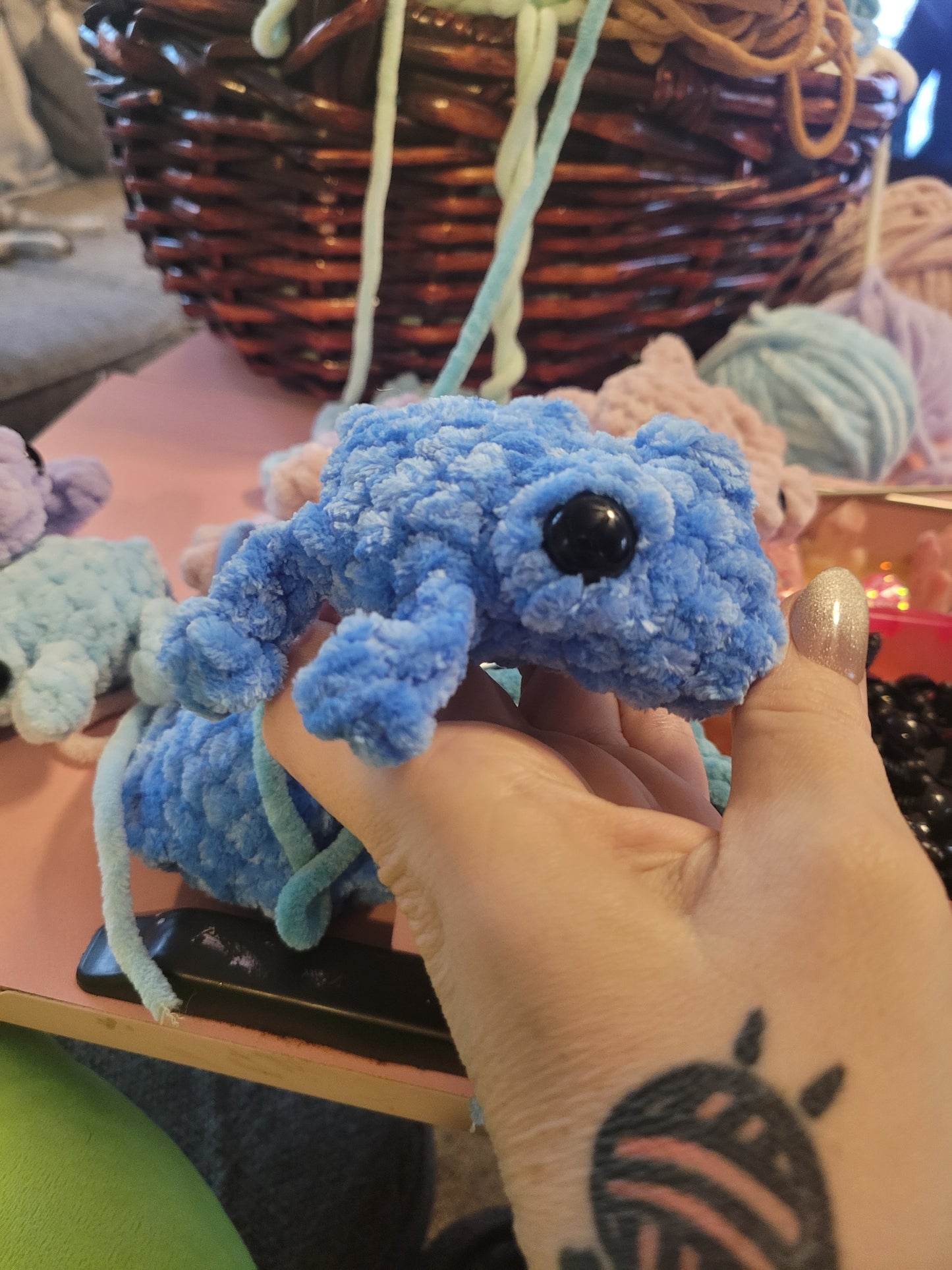 LuvKnotz Random Color Tiny Frog Handmade Crochet - Soft chenille Yarn, Approx. 3" Long, stuffed animals
